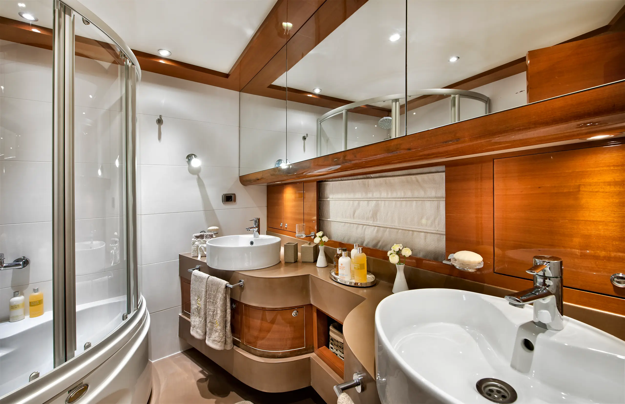 Private room at M/Y MERMAID